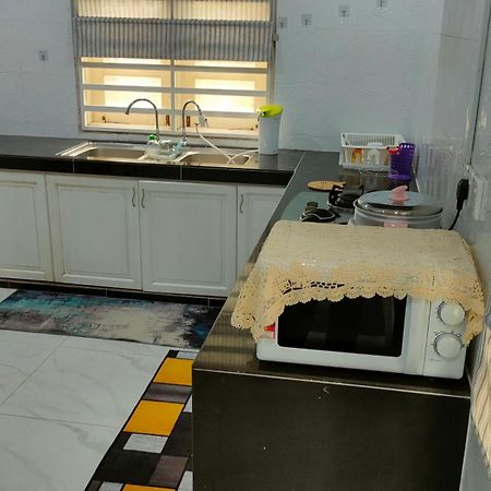 Kak Nor Villa Kuala Terengganu Exterior foto