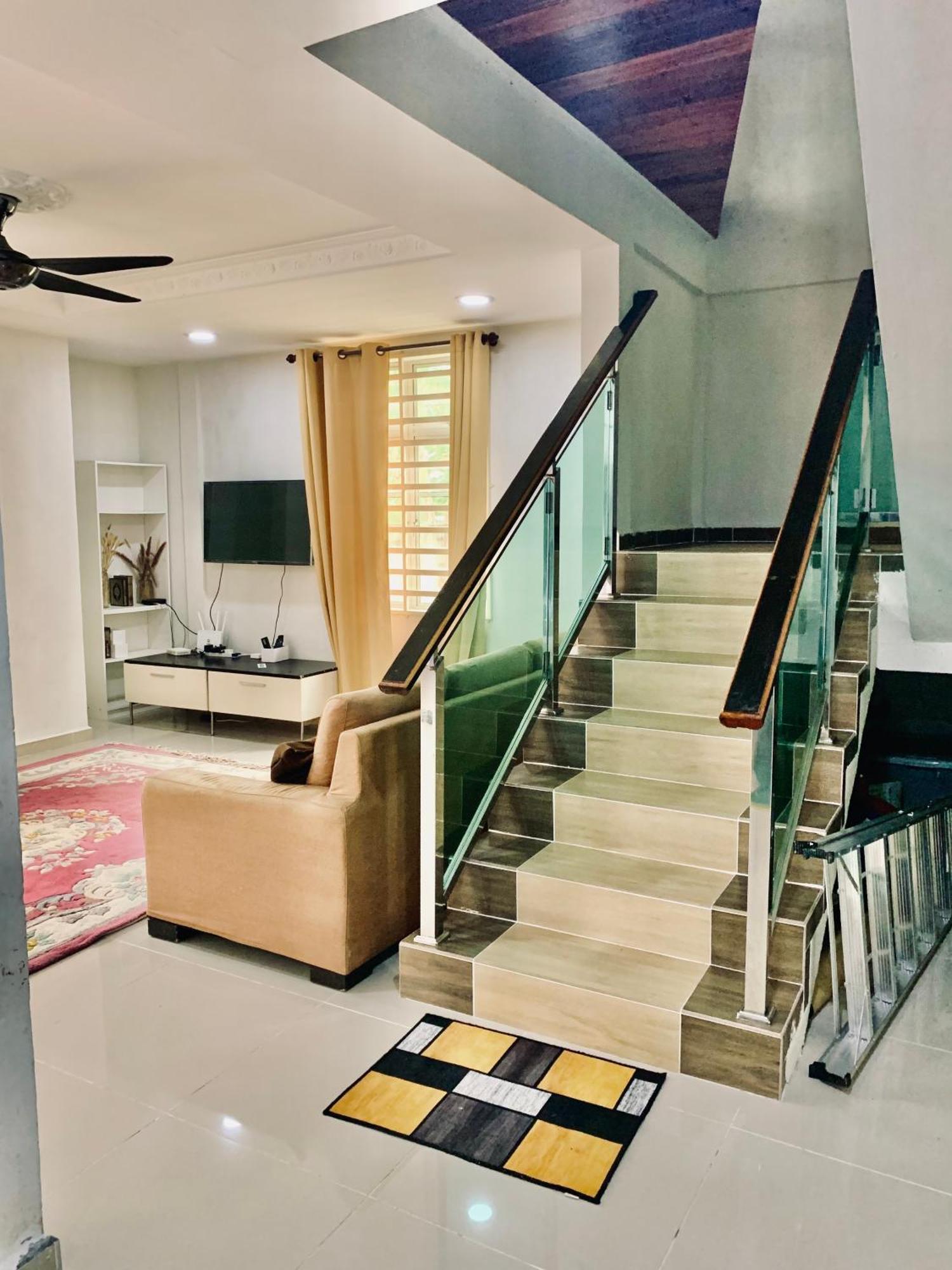 Kak Nor Villa Kuala Terengganu Exterior foto